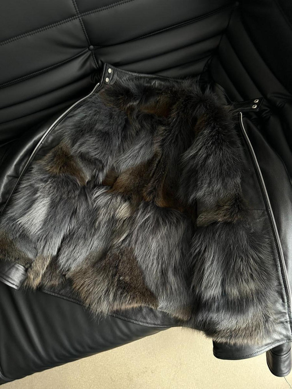 CATSSTAC Black Faux Fur Stand Collar Youthful Regular Fit Casual Leather Jackets