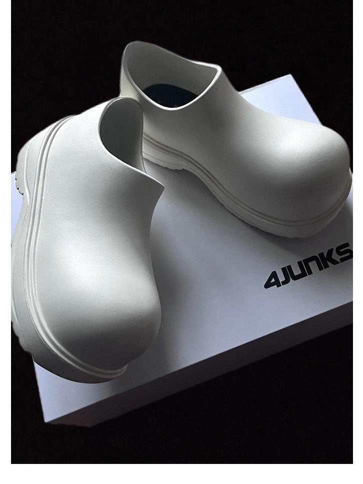 4JUNKS Height Boost Slip On Low Top Casual Round Toe Rubber Sole Men Boots