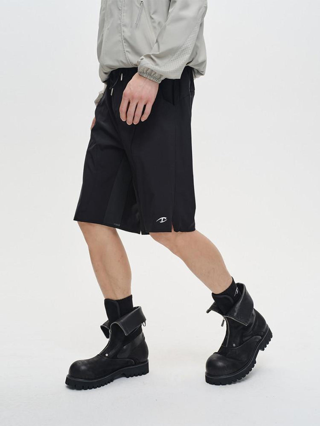CATSSTAC Comfortable Loose Fit Youthful Everyday Casual Black Mid-Length Shorts