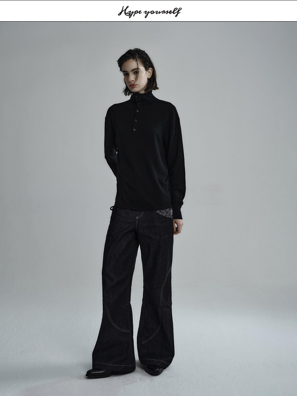 Hypeyourself Soft Wool Embroidered Oversized Casual Unisex Campus Halfneck Knit Sweaters