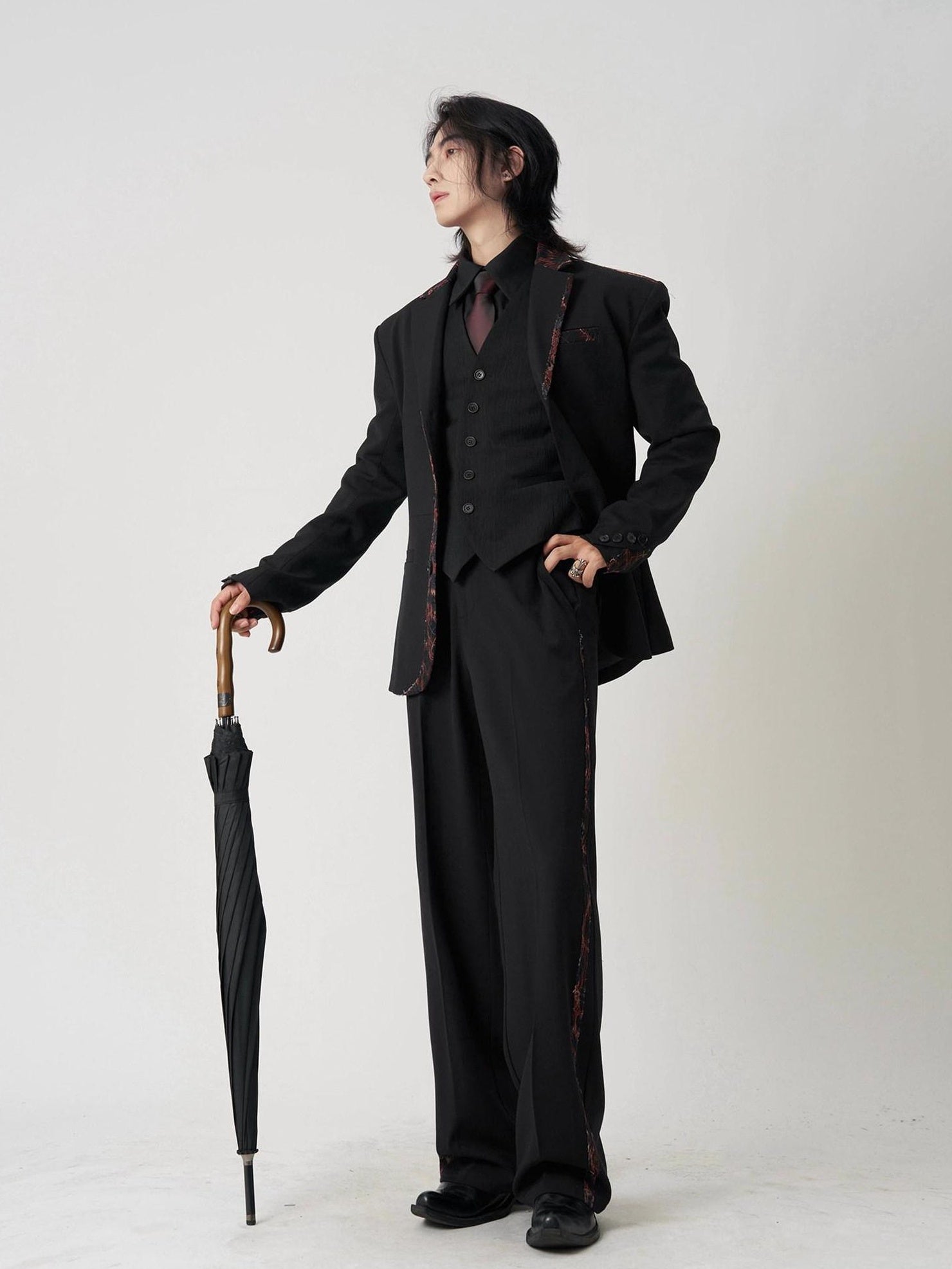 BALITONE Embroidered Patchwork Loose Fit Luxe Mens Casual Black Blazer & Trousers Sets