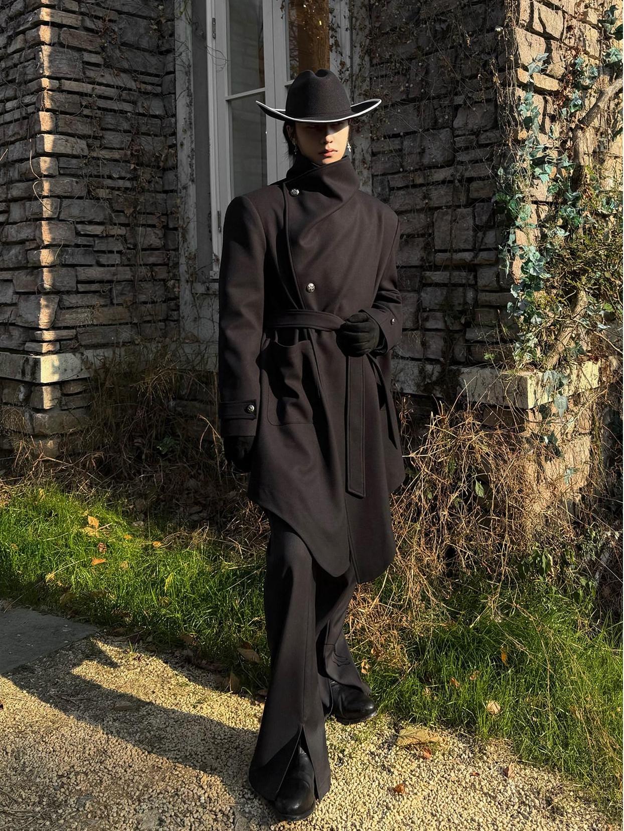 BALITONE Hand Painted Tie Waist Loose Fit Angled Hem Mens Polycotton Mid Length Overcoats
