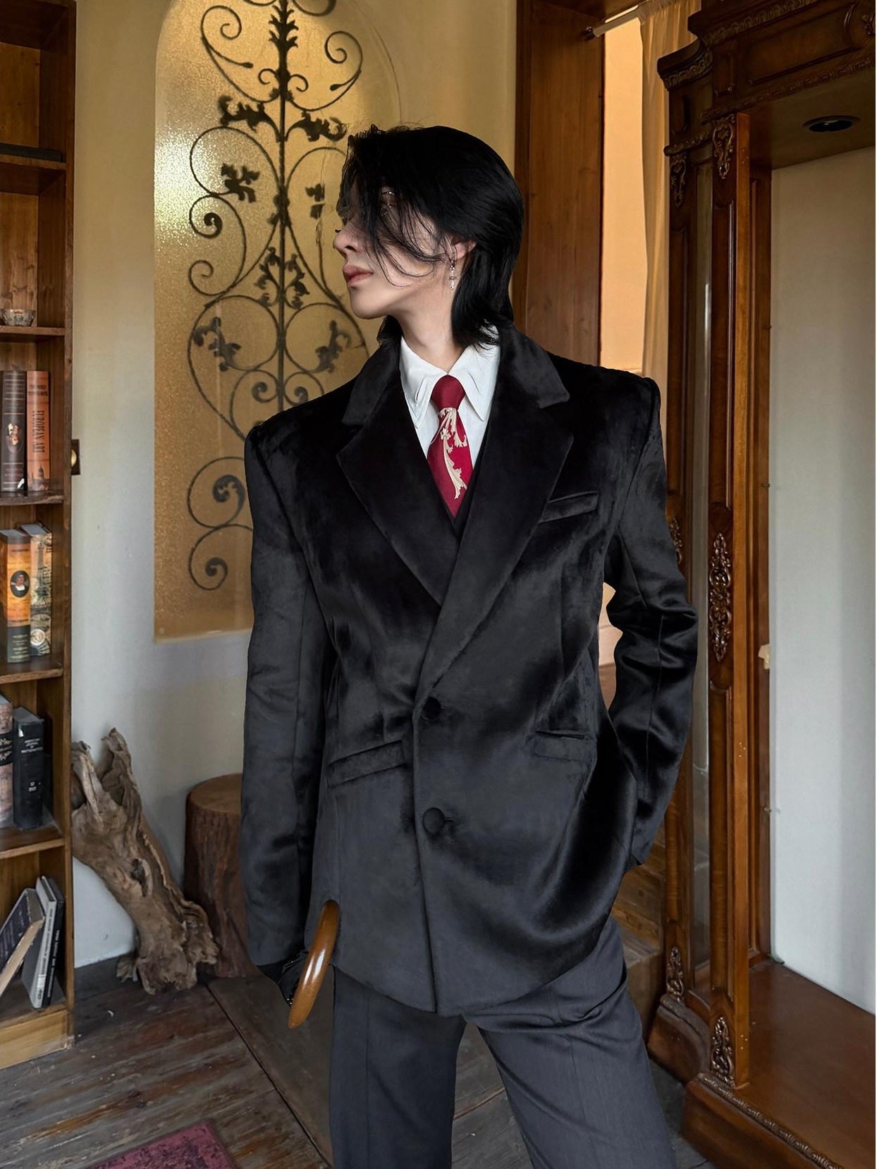 BALITONE Non Iron Elegant Tapered Button Detail Unisex Kids Black Velvet Blazers