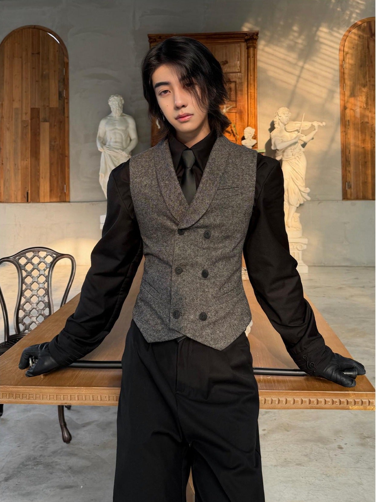 BALITONE Non Iron Wool Blend Slim Button Slanted Hem Youth Dark Gray Tailored Waistcoats