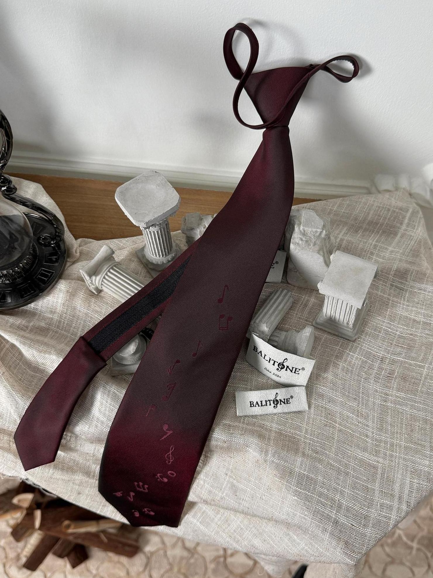 BALITONE Silk Jacquard Burgundy Arrowhead Tip Casual Standard 7Cm Width 48Cm Length Ties