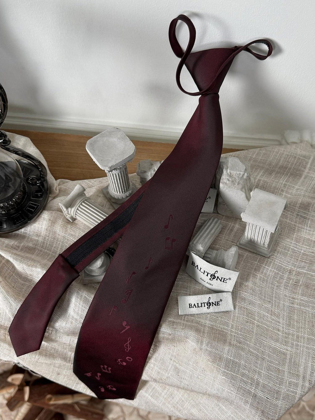 BALITONE Silk Jacquard Burgundy Arrowhead Tip Casual Standard 7Cm Width 48Cm Length Ties