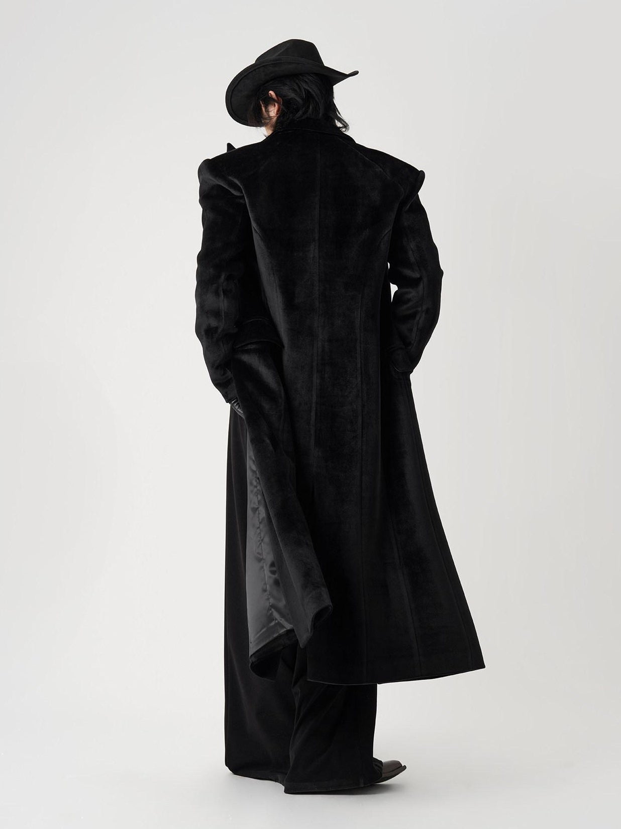 BALITONE Slim Fit Wrinkle Resistant Urban Longline Warm Unisex Black Lapel Overcoats