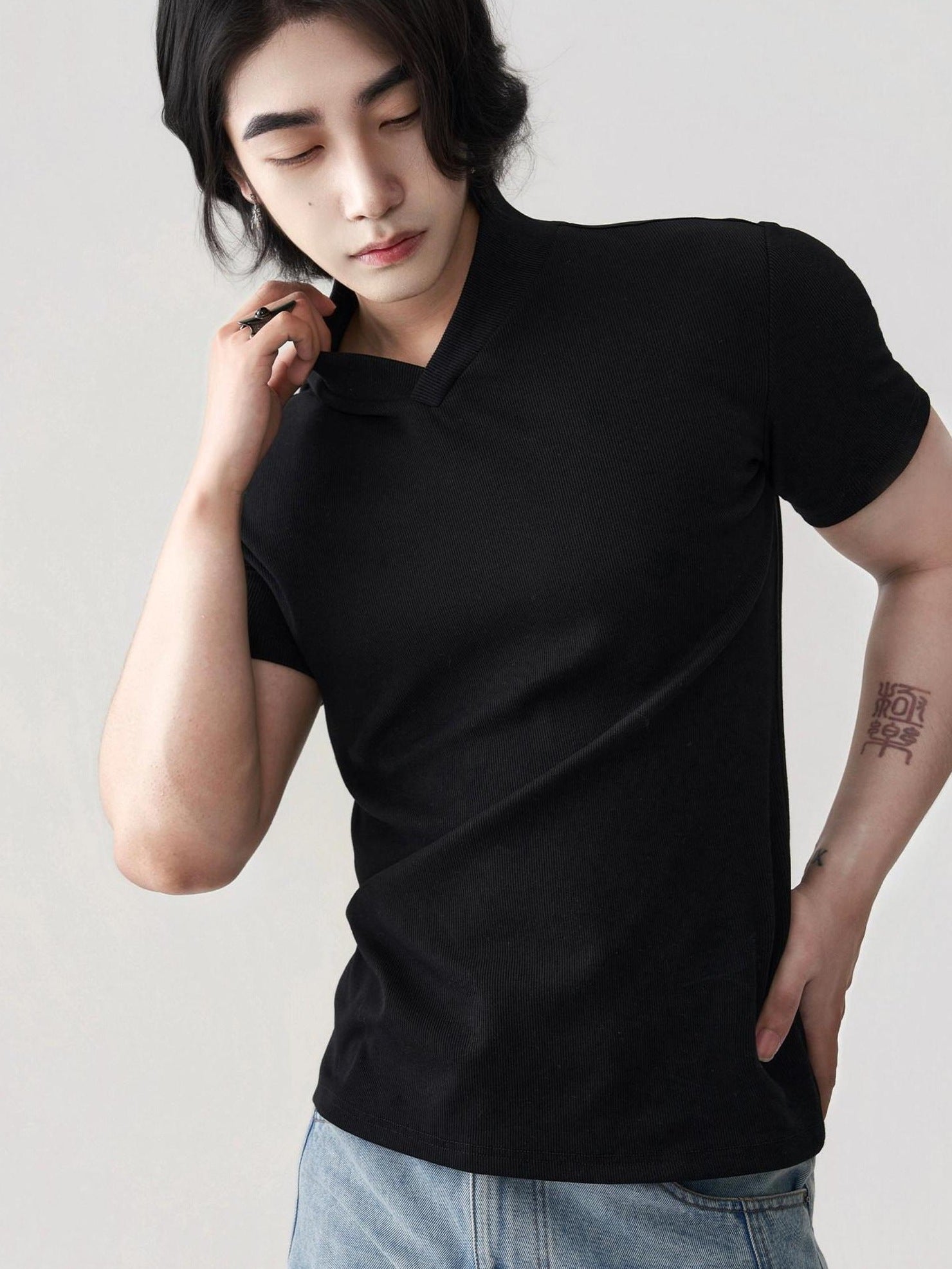 BALITONE Soft Breathable Knit Vintage Slim Fit Short Sleeve Unisex V-Neck Sweaters