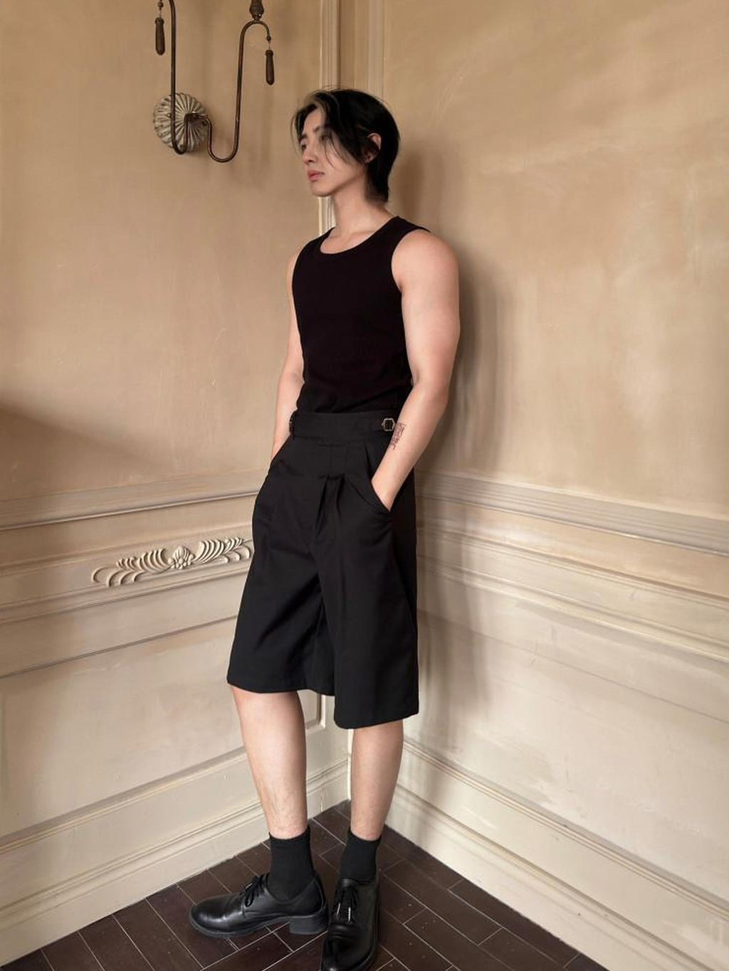 BALITONE Wrinkle Free Straight Fit Midrise Zipper Pockets Black Casual Tailored Shorts