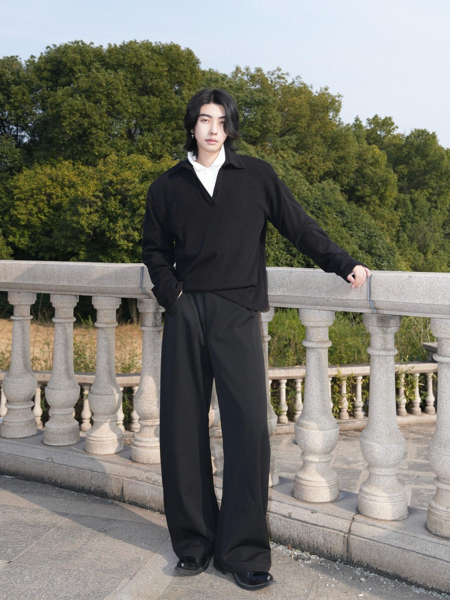 BALITONE Wrinkle Free Stretch Cleanfit Mid Rise Mens Black Barrel-Leg Trousers
