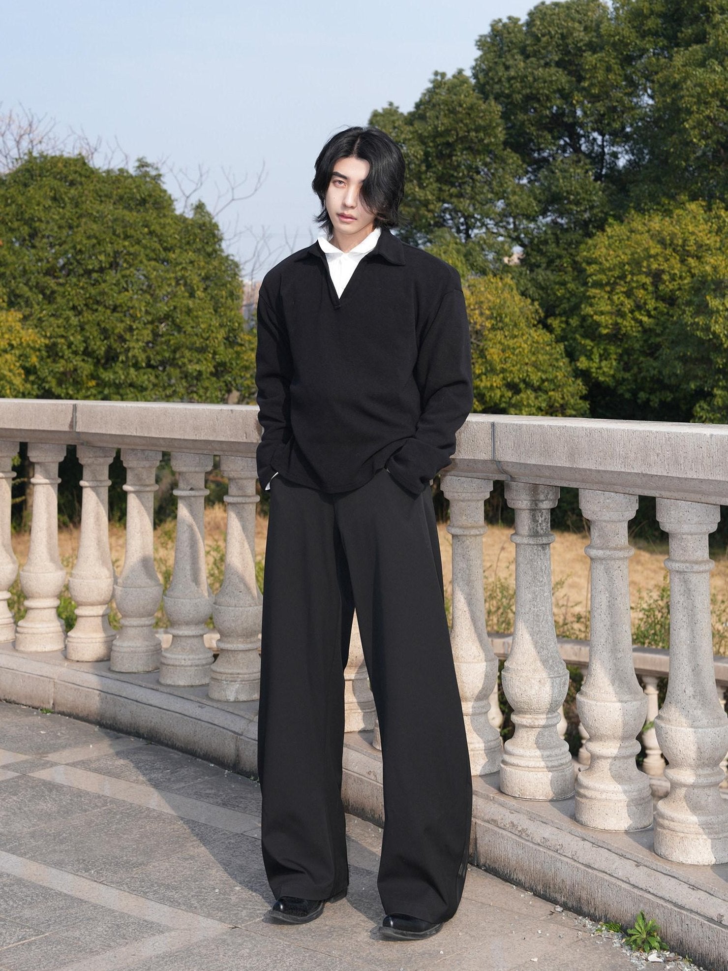 BALITONE Wrinkle Free Stretch Cleanfit Mid Rise Mens Black Barrel-Leg Trousers