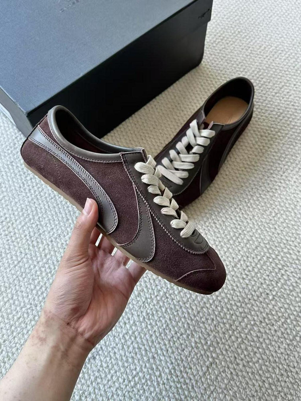 CATSSTAC Comfort Cushioned Lace Up Sporty Casual Round Toe Leather Black Brown Flats