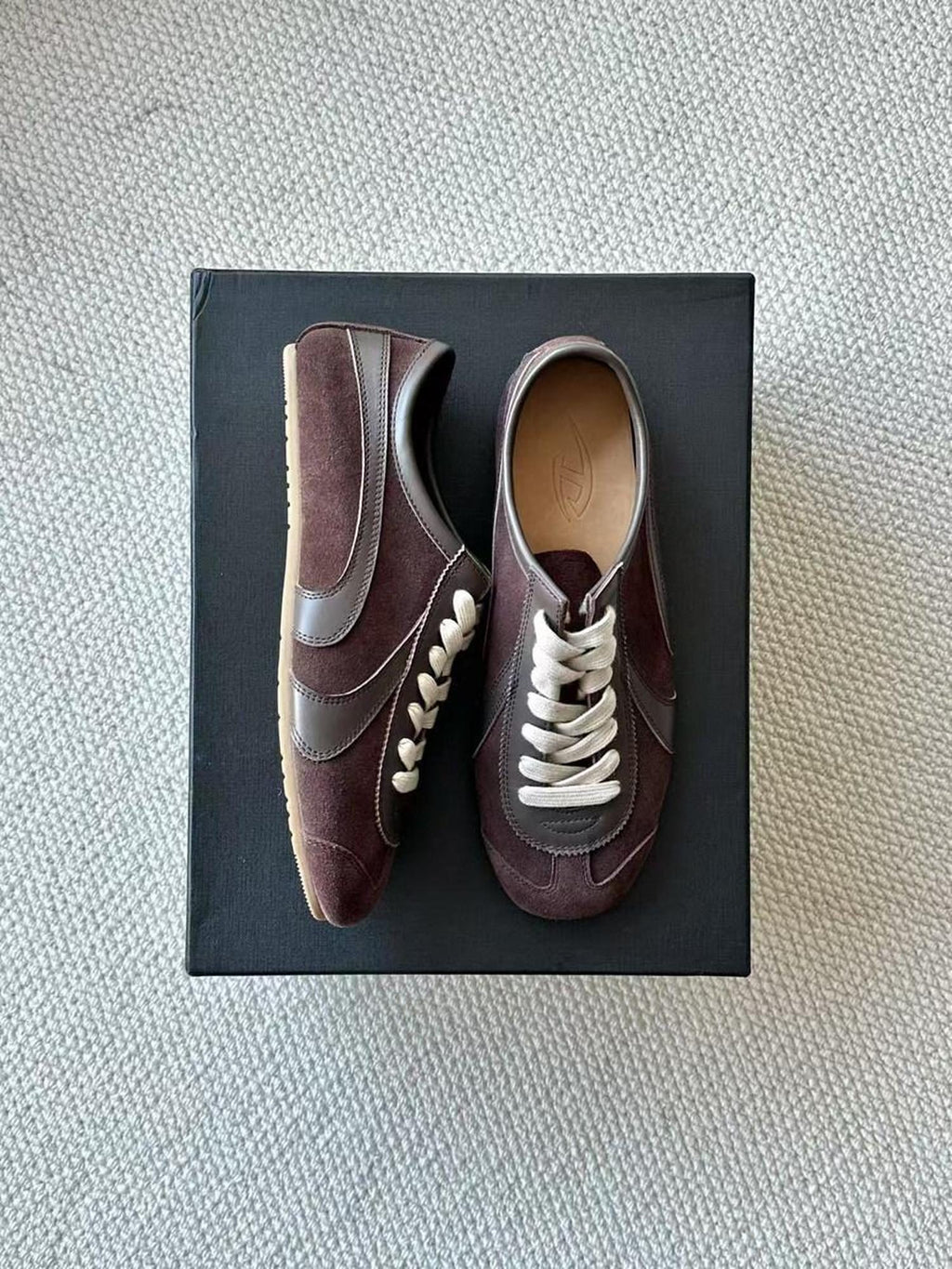 CATSSTAC Comfort Cushioned Lace Up Sporty Casual Round Toe Leather Black Brown Flats