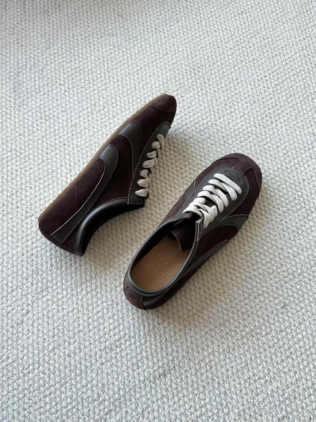 CATSSTAC Comfort Cushioned Lace Up Sporty Casual Round Toe Leather Black Brown Flats