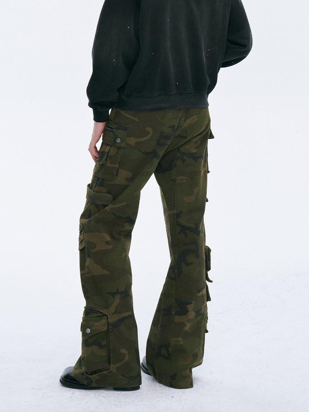 CATSSTAC Durable Multi Pocket Relaxed Fit Youthful Camo Utility Cargo Pants