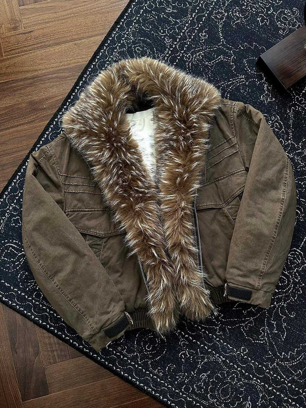 CATSSTAC Insulated Cozy Faux Fur Lapel Oversized Casual Unisex Puffer Zip Down Jackets