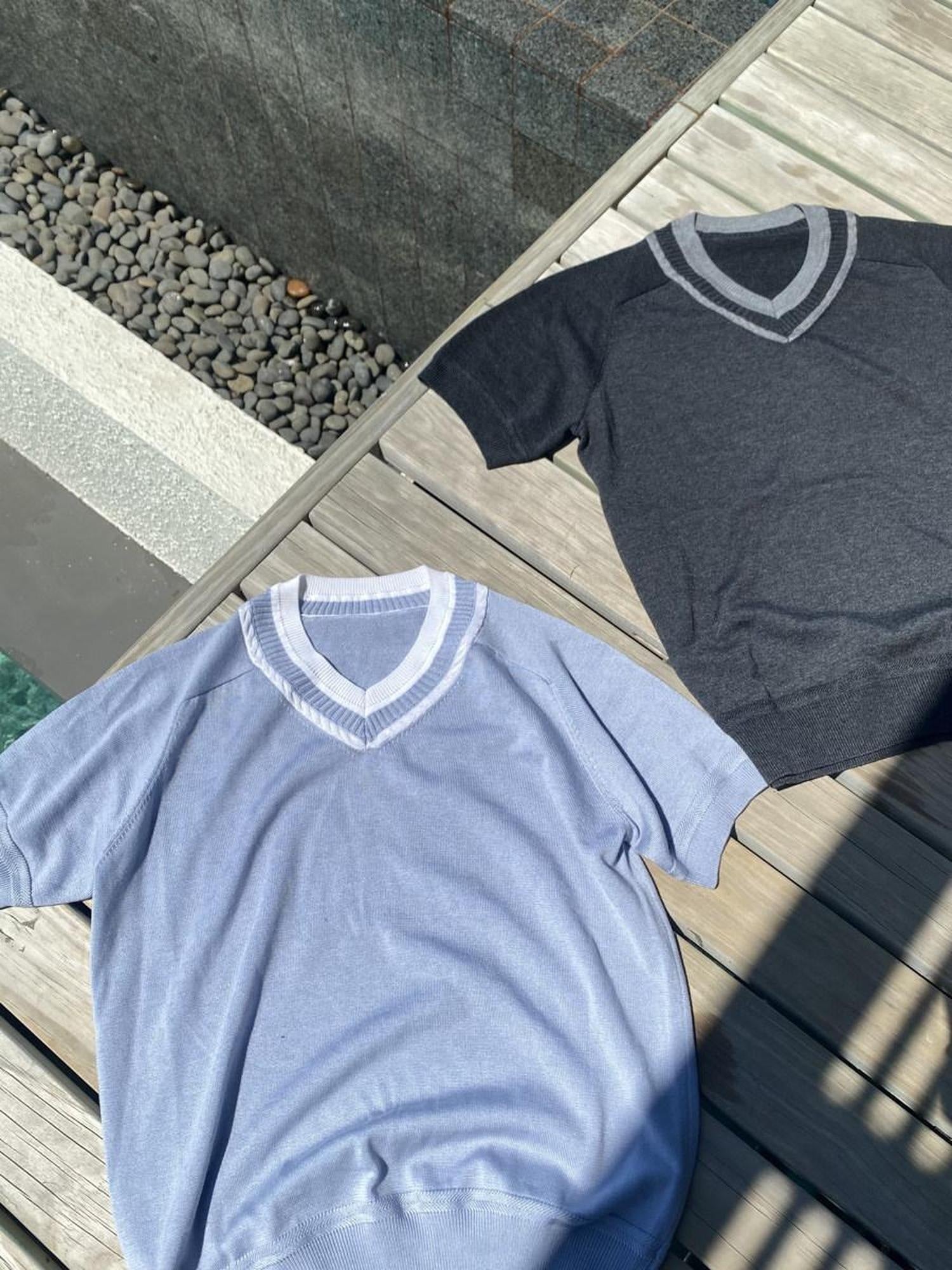 Silk Finish Loose V-neck Unisex Casual Blue Black Gray Short Sleeve T-Shirts