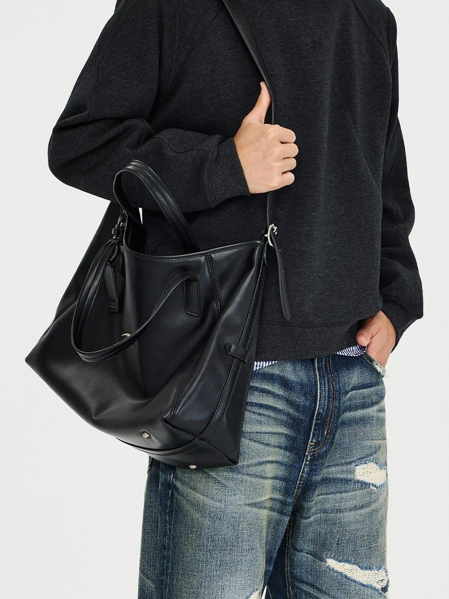 CATSSTAC Sleek Stitch Casual Pu Single Strap Youth Black Square Crossbody Bags