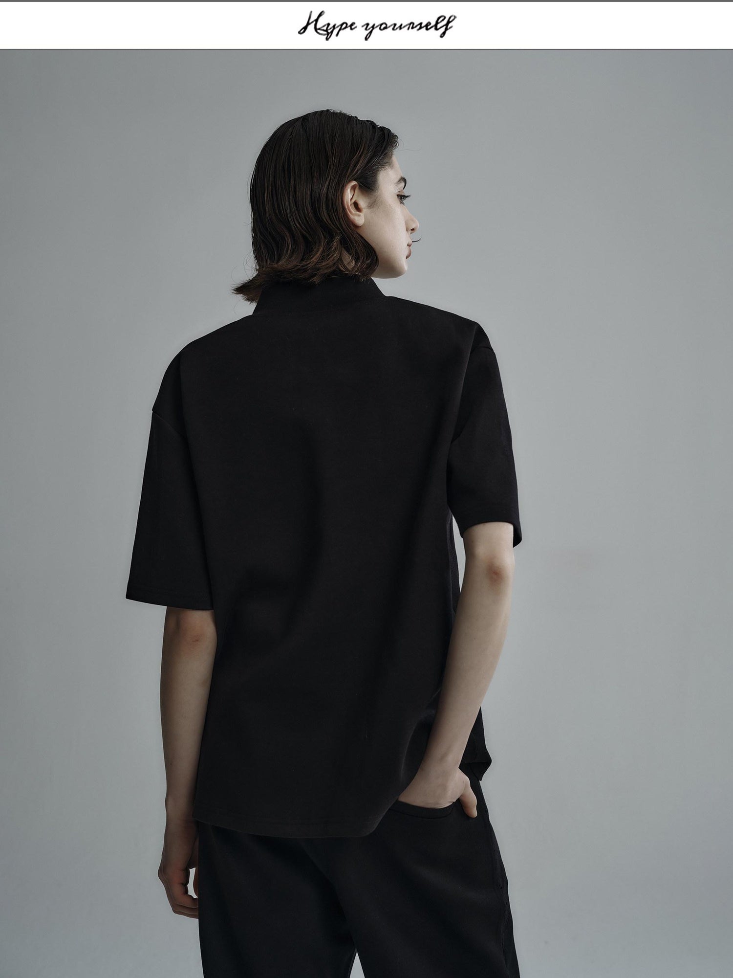 Hypeyourself Breathable Anti Pilling Cotton Blend Half Mock Neck Unisex Short Sleeve T-Shirts