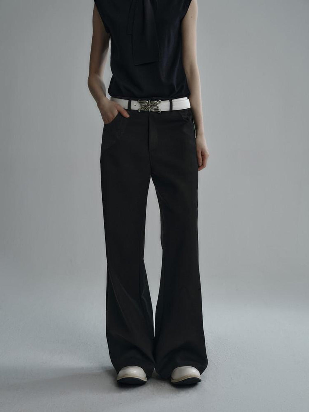 Hypeyourself Comfortable Loose Fit Cool Urban Casual Solid Obsidian Black Flared Pants