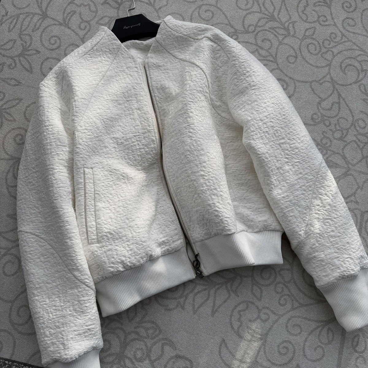 Hypeyourself_Cotton_Rich_Soft_Patchwork_Loose_Fit_Unisex_Youth_Solid_Zip_Up_Cropped_Jackets_MISSTT