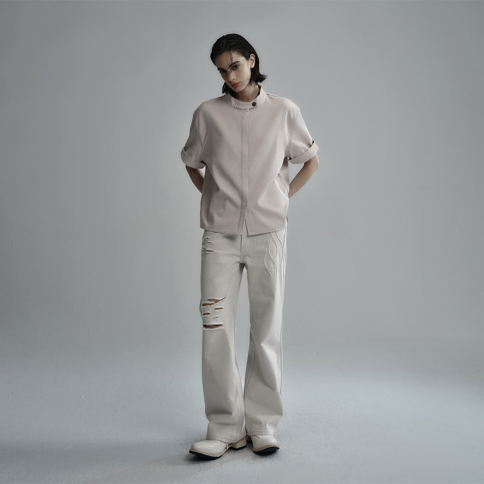 Hypeyourself_Durable_Cotton_Pleated_Mid_Rise_Wide_Euro_Casual_White_Flared_Jeans_MISSTT