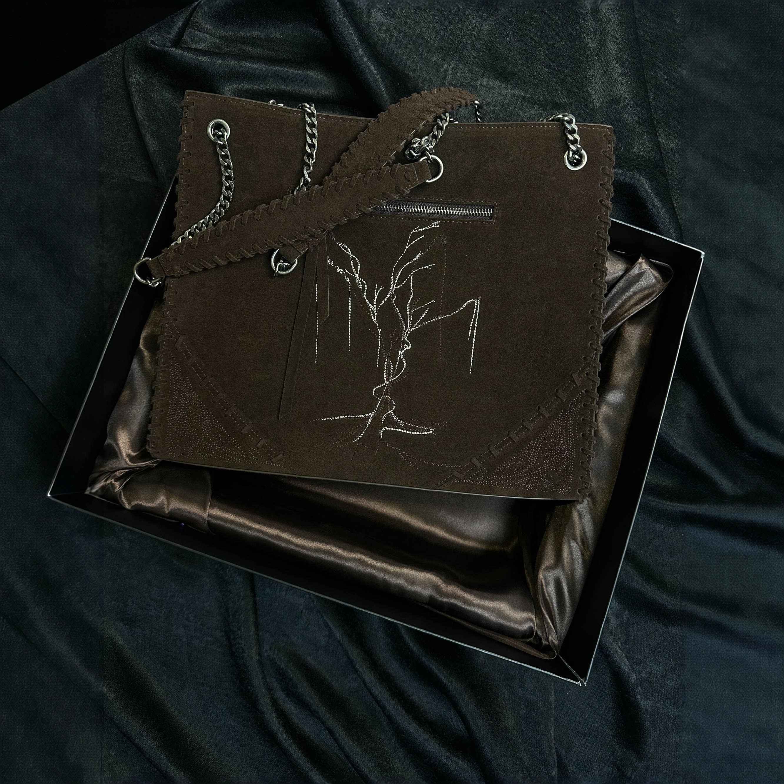Hypeyourself_Durable_Vintage_Literary_Woven_Leather_Zipper_Closure_Men_Everyday_Use_Bags_MISSTT