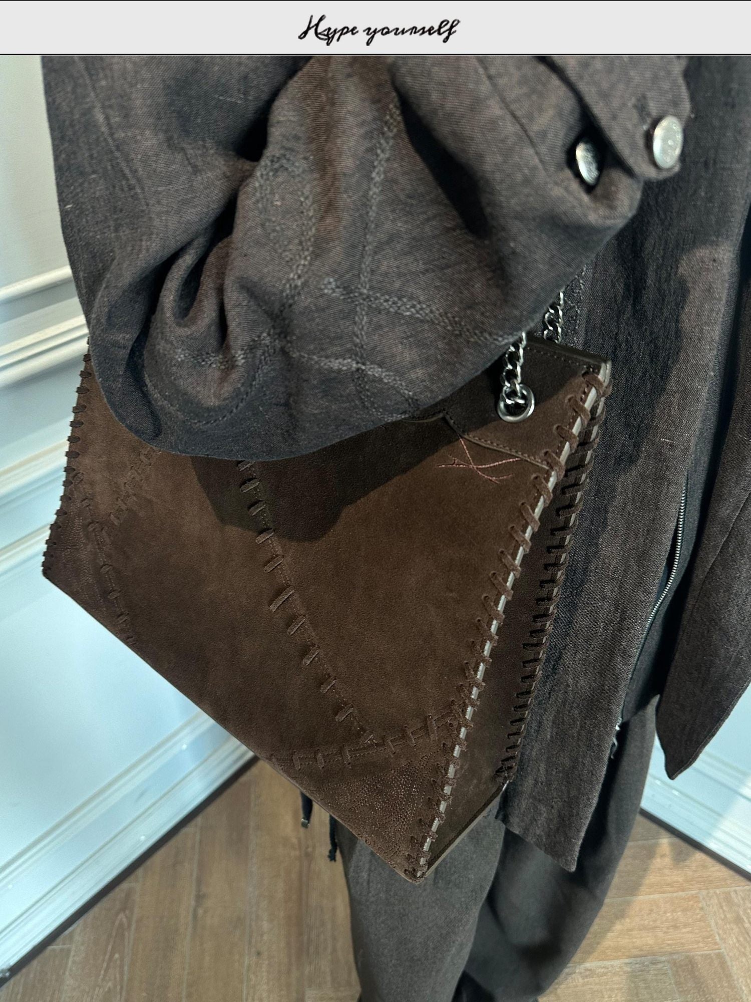 Hypeyourself Durable Vintage Woven Leather Zip Closure Messenger Bag Men Everyday Bags