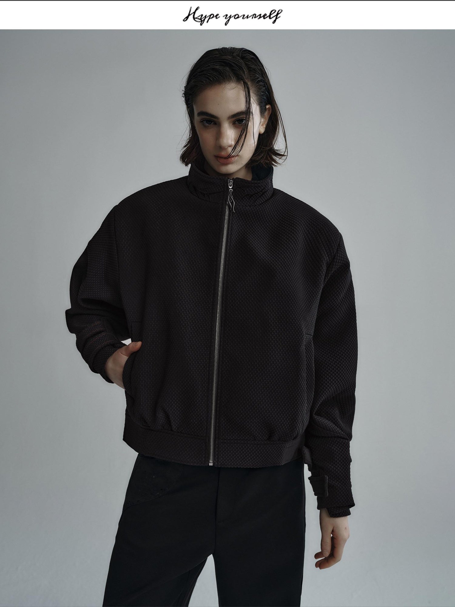 Hypeyourself Embroidered Boxy Stand Collar Minimalist Unisex Black Stretch Cropped Jackets