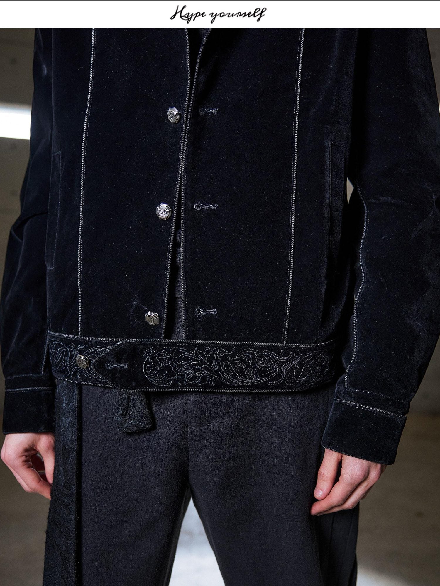 Hypeyourself Embroidered Denim 100% Cotton Retro Regular Turndown Collar Men Cropped Jackets