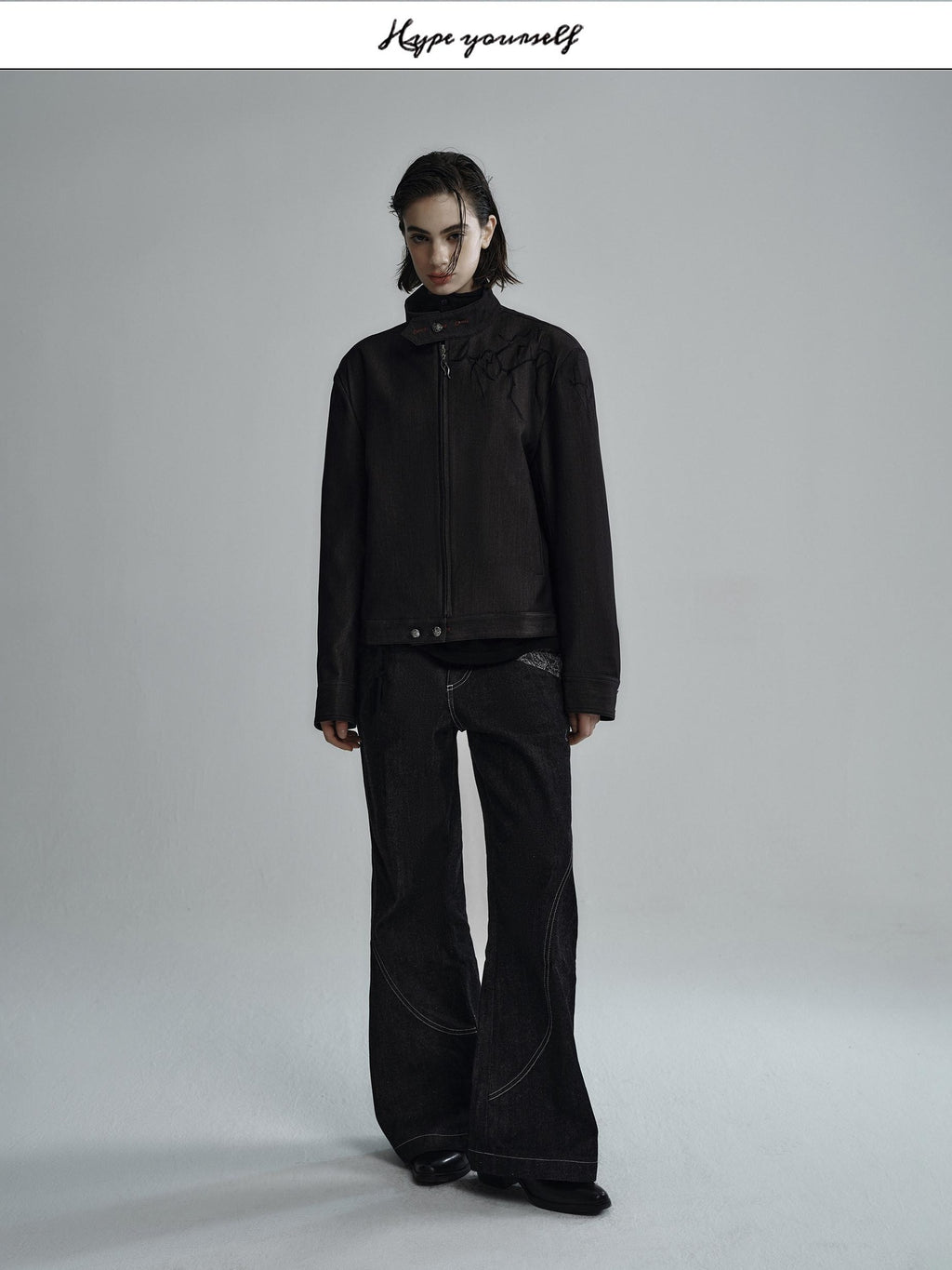 Hypeyourself Embroidered Loose Fit Stand Collar Striped Unisex Urban Polyester Cropped Jackets