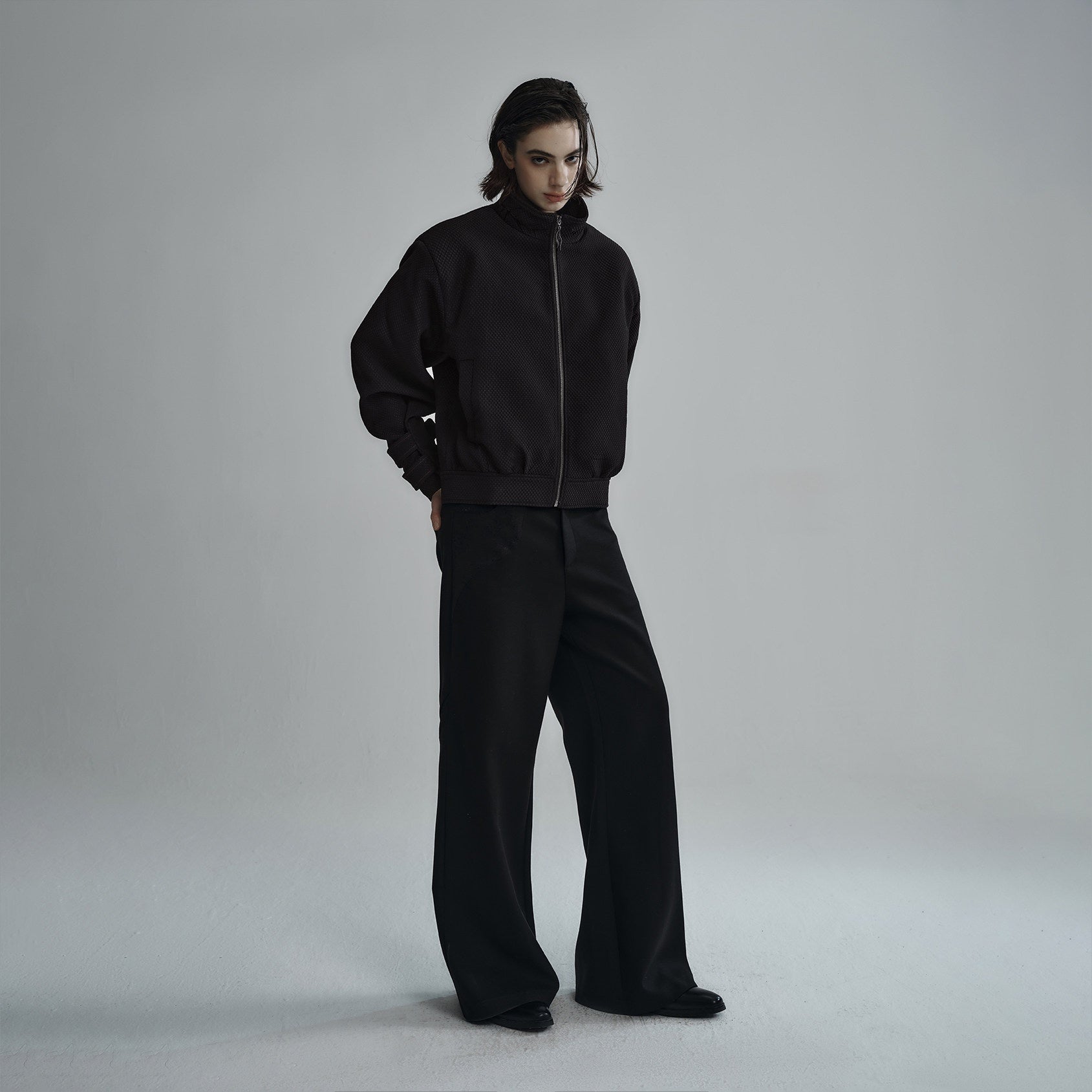 Hypeyourself_Embroidered_Stand_Collar_Minimal_Oversized_Unisex_Black_Cropped_Jackets_MISSTT