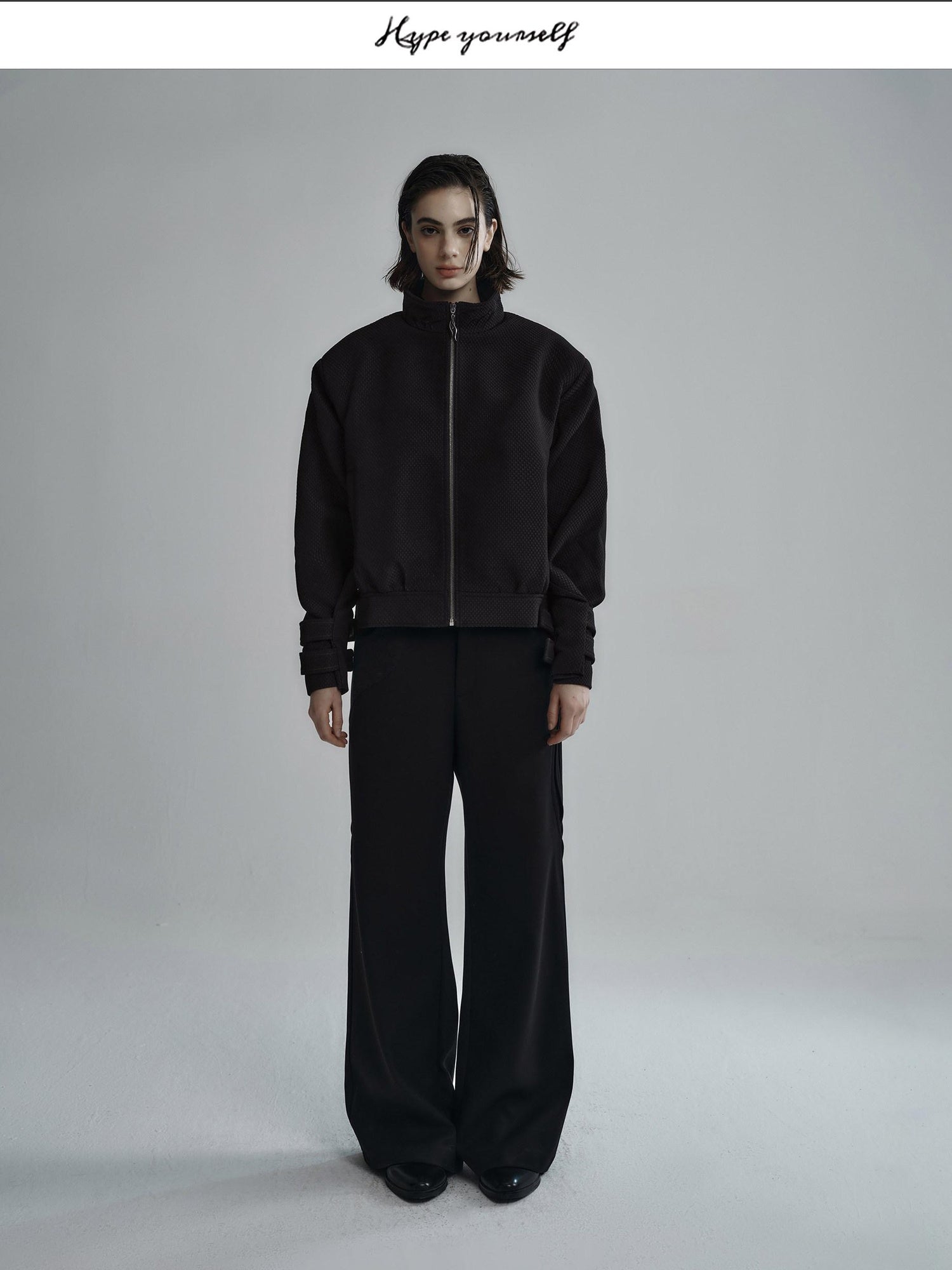 Hypeyourself Embroidered Stand Collar Minimal Oversized Unisex Black Cropped Jackets