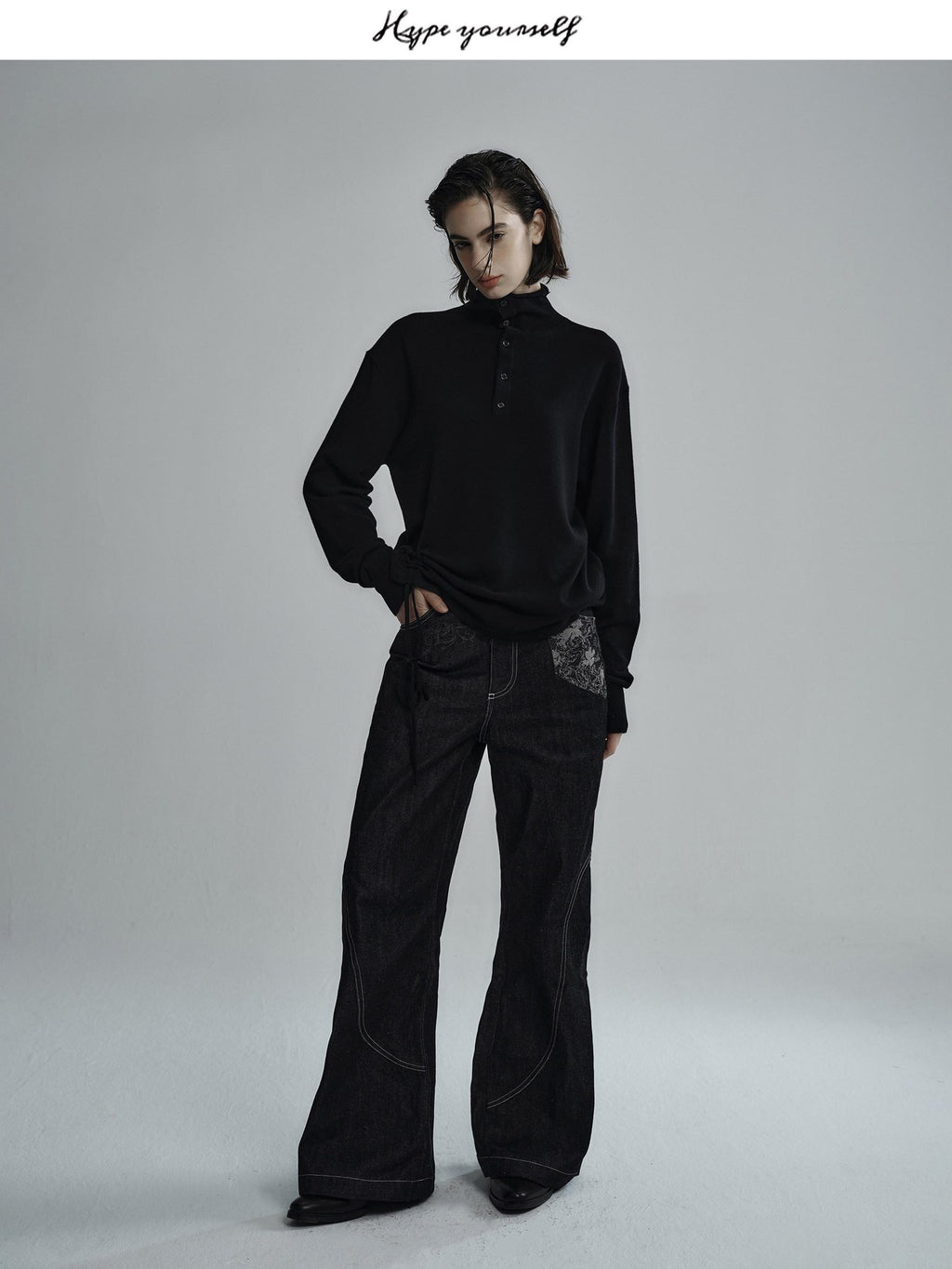 Hypeyourself Embroidered Wool Loose Fit Half Turtleneck Button Pullover Unisex Sweaters