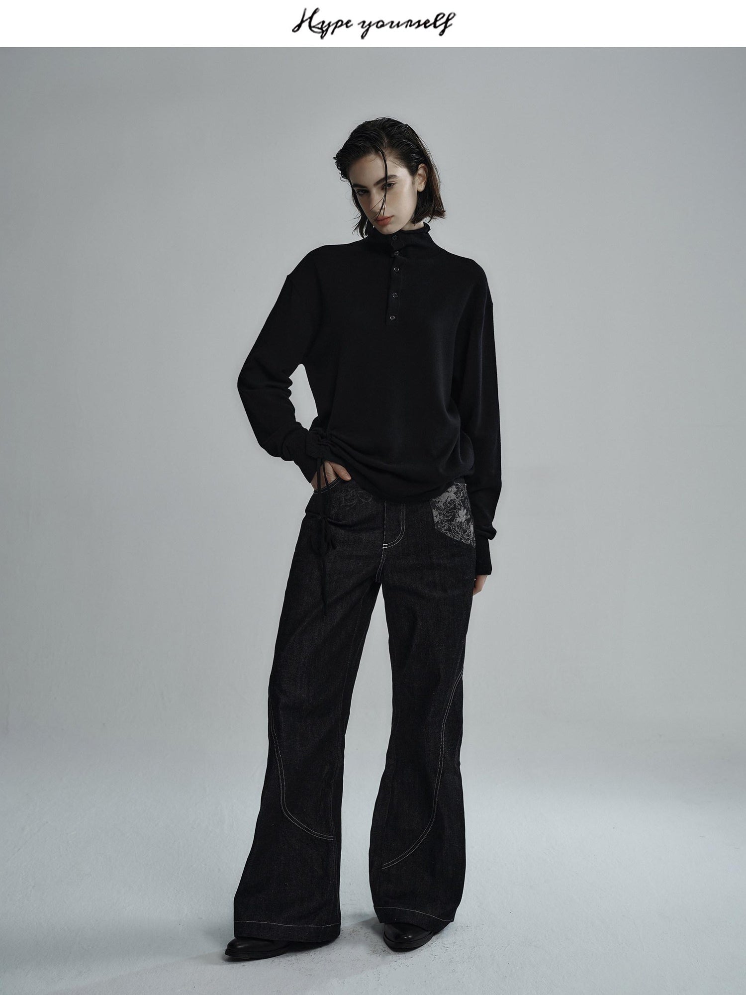 Hypeyourself Embroidered Wool Loose Fit Half Turtleneck Button Pullover Unisex Sweaters