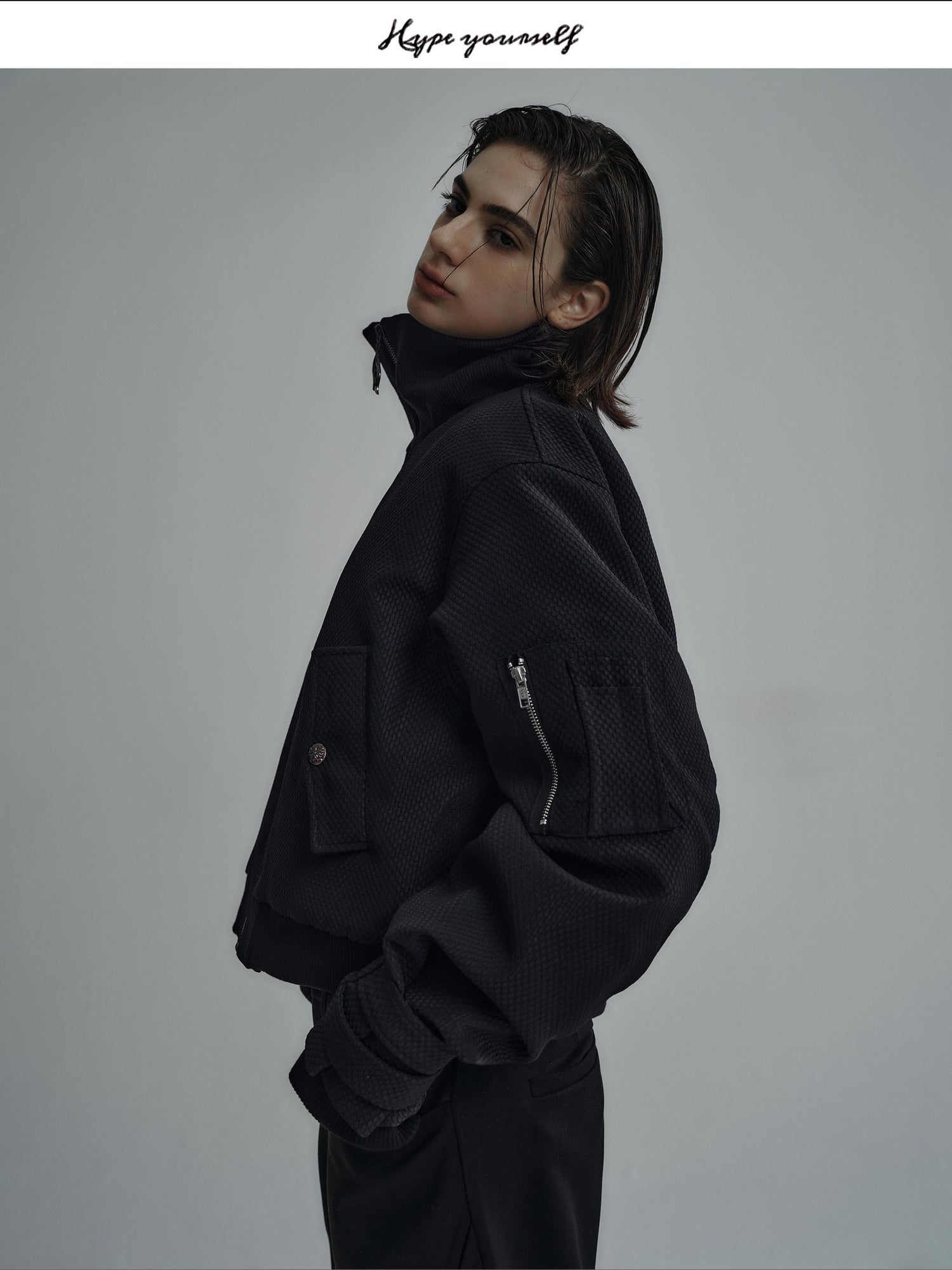 Hypeyourself Fleece Lined Oversized Short Stand Collar Zipper Unisex Black Puffer Jackets