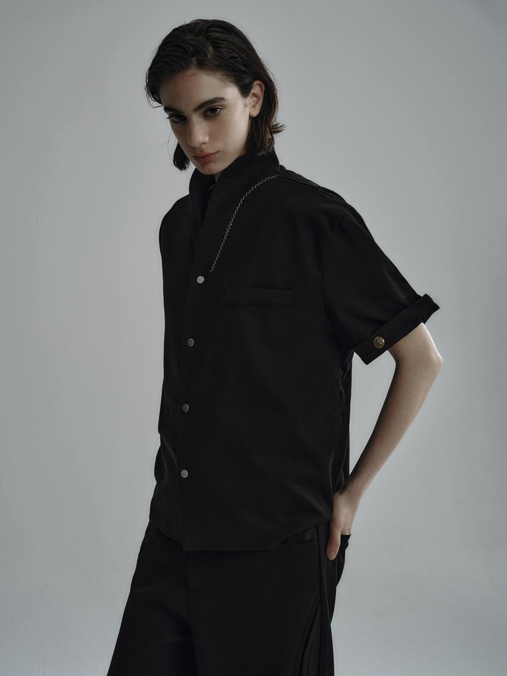 Hypeyourself Non Iron Casual Fit Open Front Unisex Black Wool Blend Short Sleeve Shirts