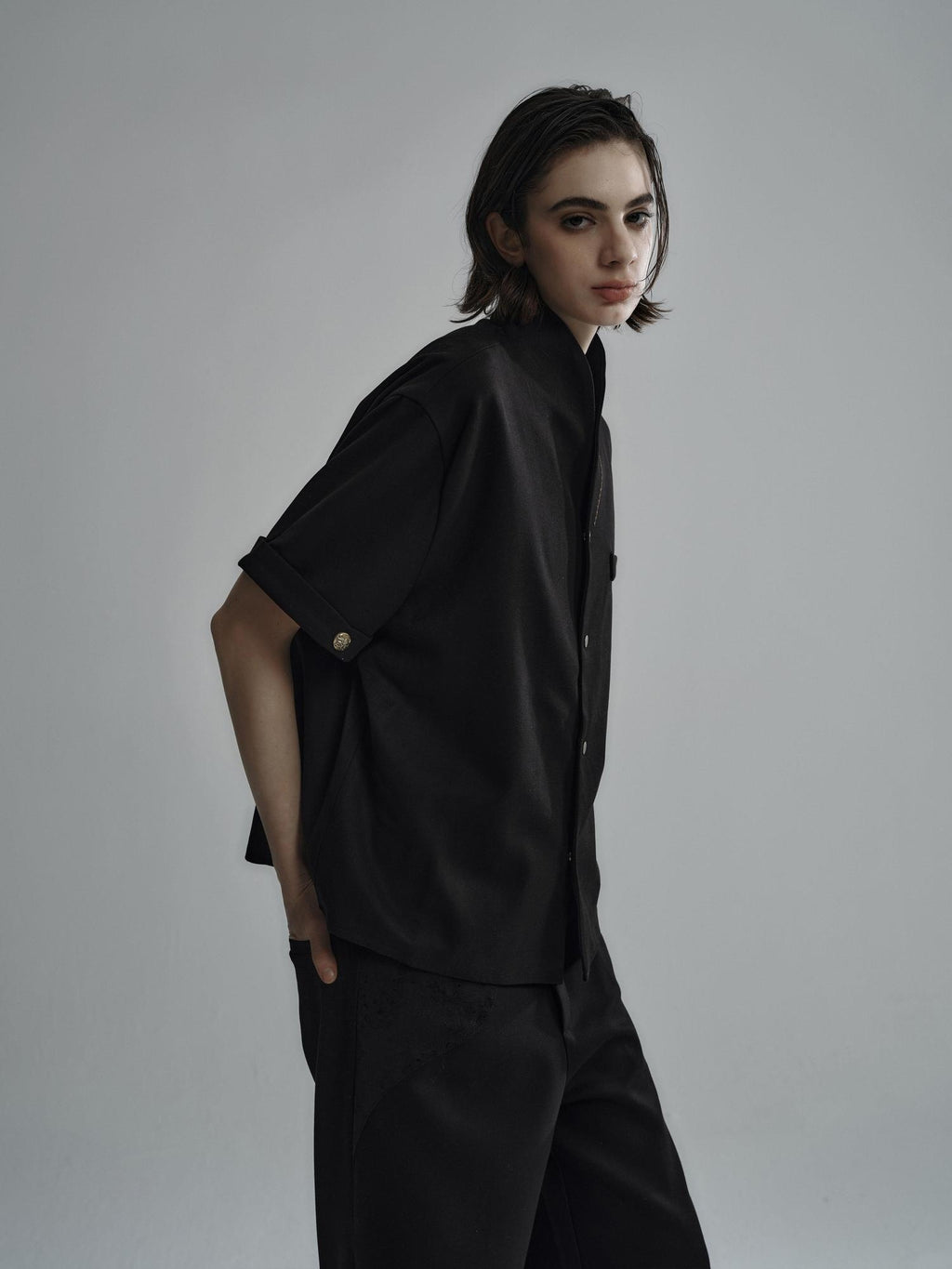 Hypeyourself Non Iron Casual Fit Open Front Unisex Black Wool Blend Short Sleeve Shirts