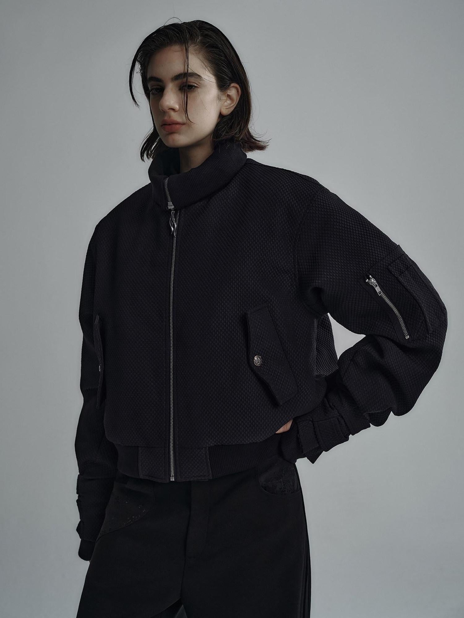 Hypeyourself Padded Boxy Stand Collar Zip Unisex Short Black Minimal Puffer Jackets