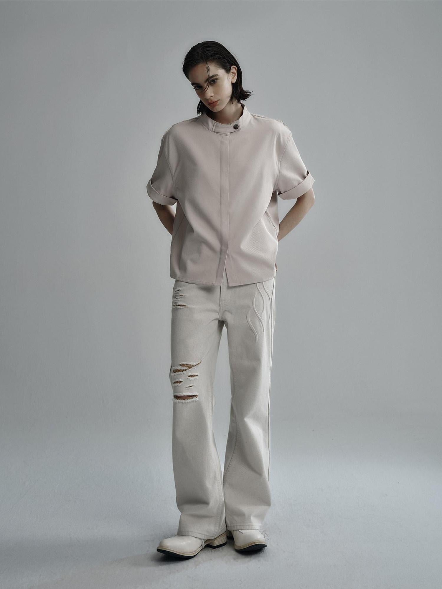Hypeyourself Shape Retaining Pleated Mid Rise Loose Fit White Denim Casual Flared Jeans