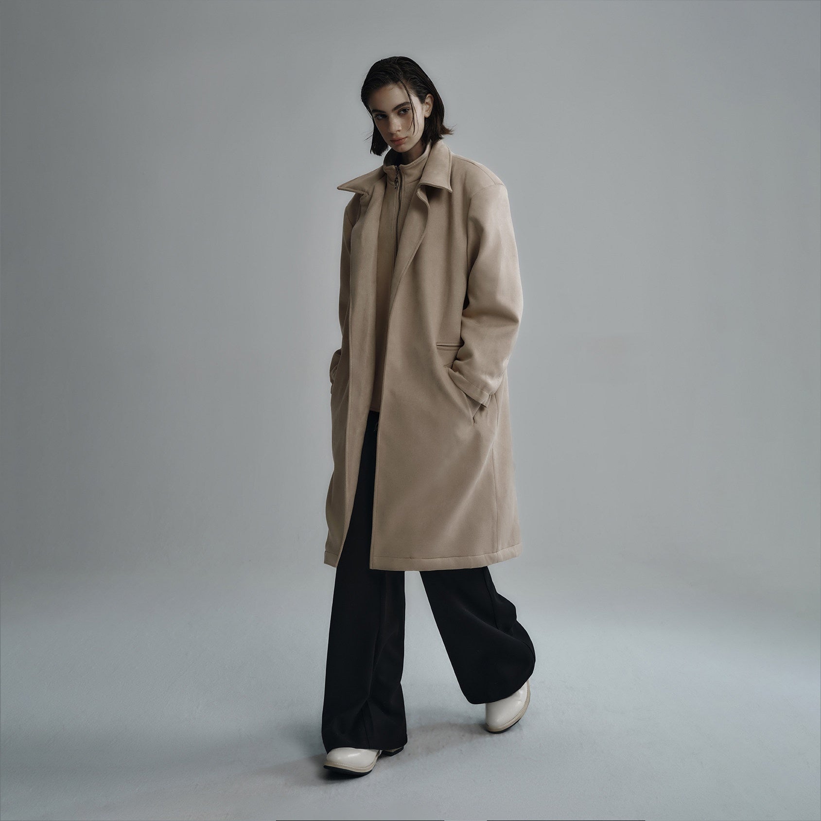 Hypeyourself_Sleek_Zip_Urban_Chic_Mid_Length_Lapel_Collar_Black_Milk_Tea_Long_Coats_MISSTT