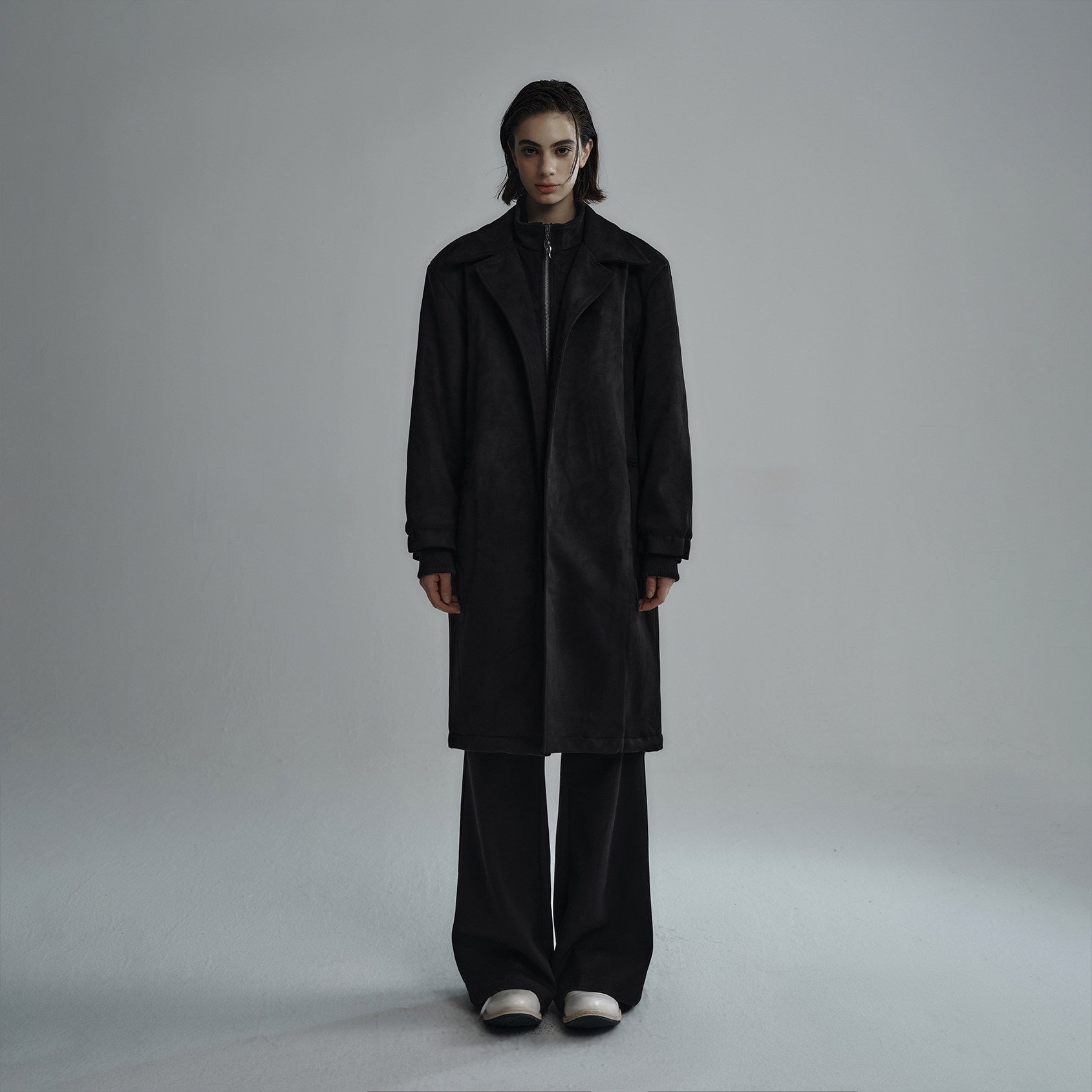 Hypeyourself_Sleek_Zip_Urban_Chic_Mid_Length_Lapel_Collar_Black_Milk_Tea_Long_Coats_MISSTT