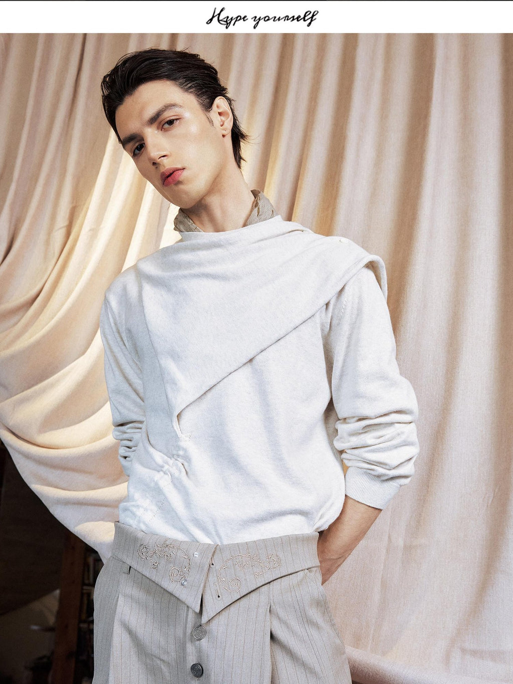 Hypeyourself Warm Brushed Knit Slim Fit Minimal Casual Round Neck Cardigan Men Daily Sweaters