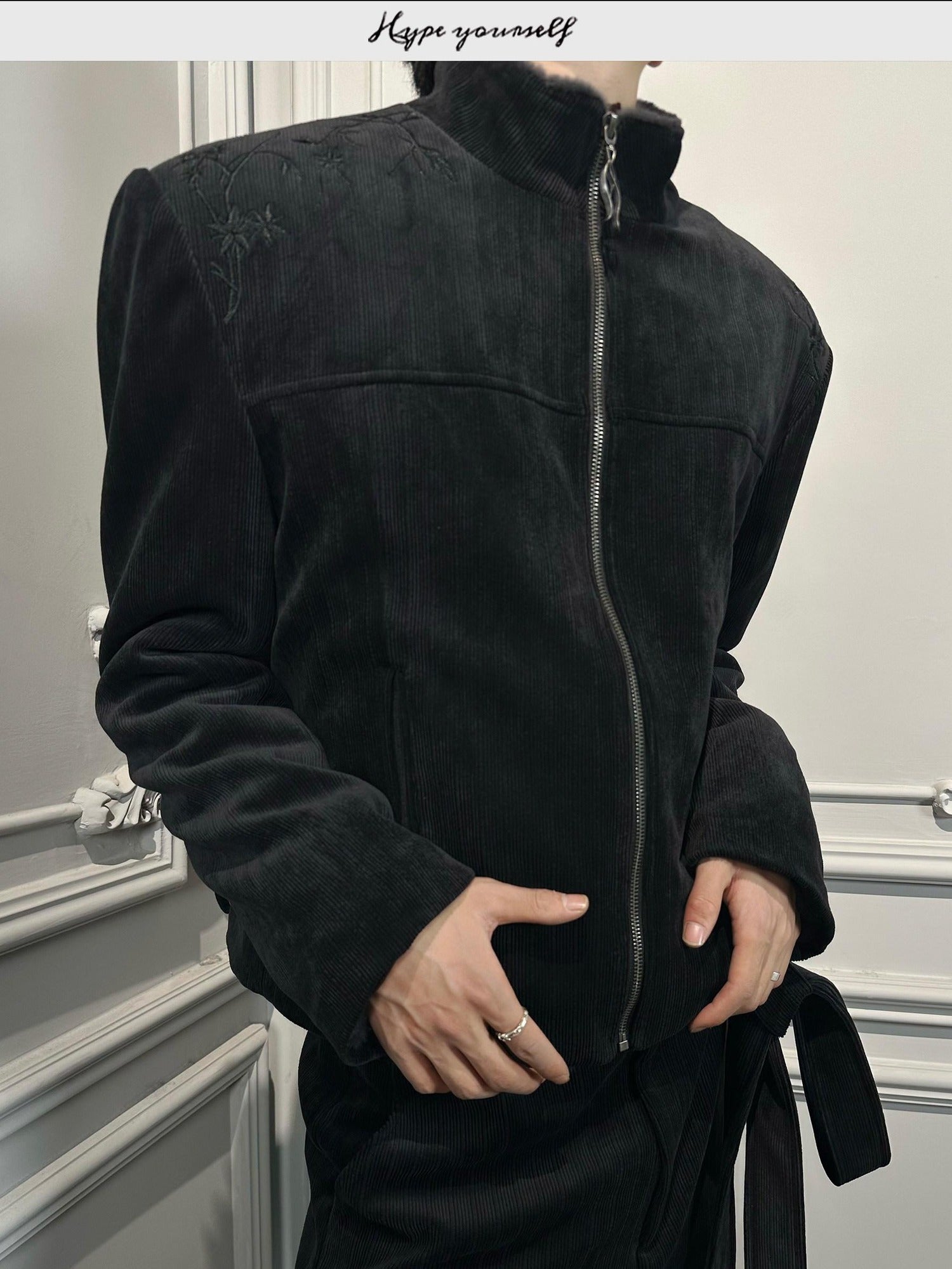 Hypeyourself Warm Embossed Corduroy Stand Collar Men Daily Polyester Zipper Cropped Jackets