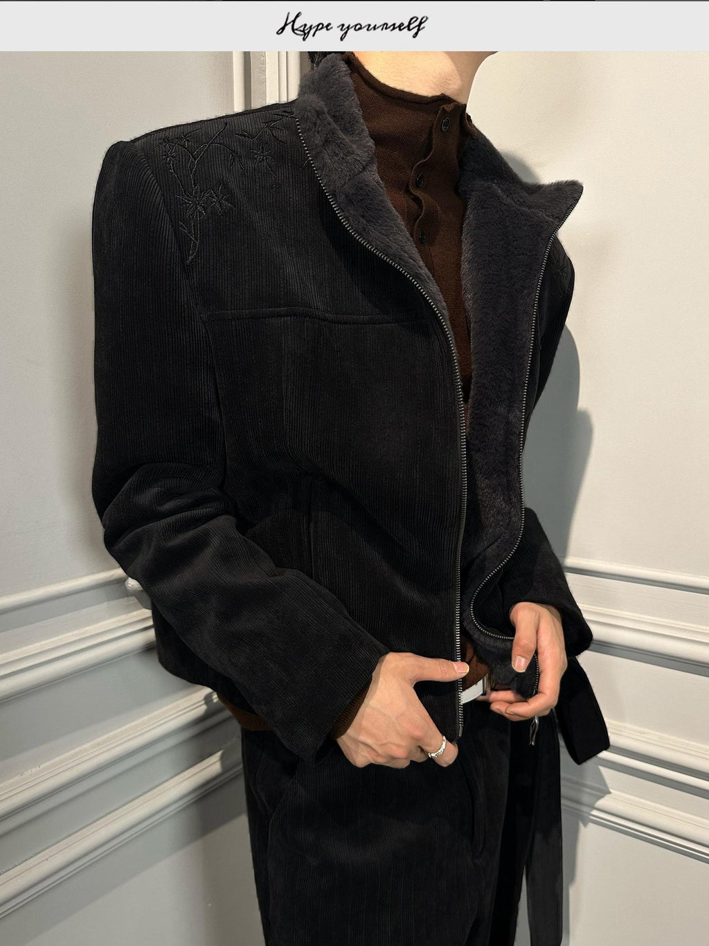Hypeyourself Warm Embossed Corduroy Stand Collar Men Daily Polyester Zipper Cropped Jackets