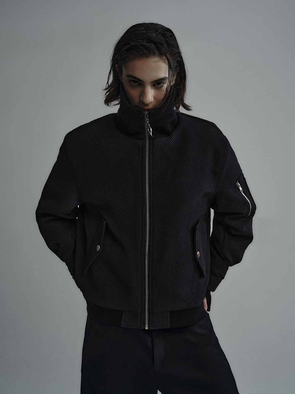 Hypeyourself Warm Insulated Minimalist Boxy Stand Collar Unisex Black Everyday Puffer Jackets