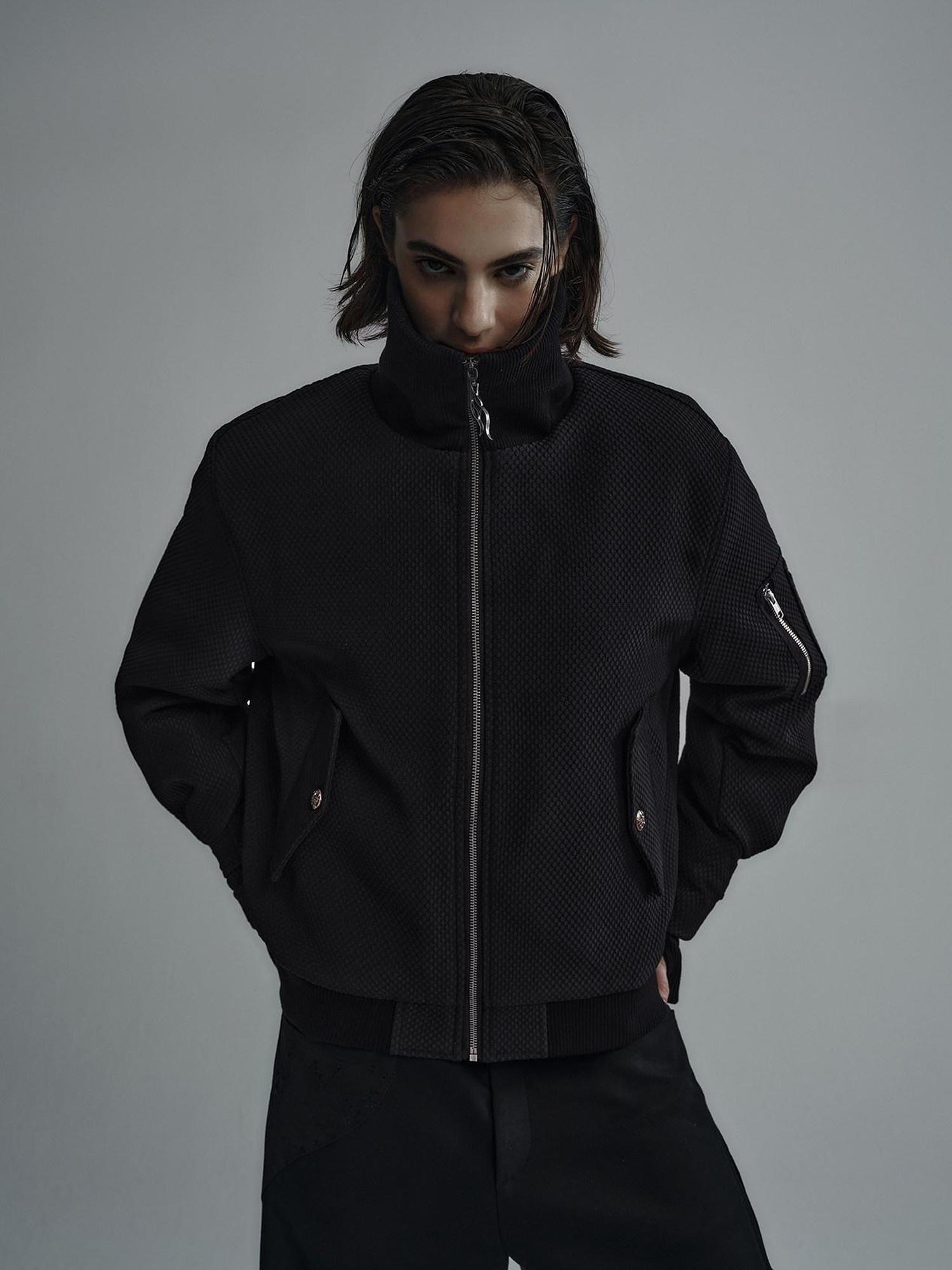 Hypeyourself Warm Insulated Minimalist Boxy Stand Collar Unisex Black Everyday Puffer Jackets