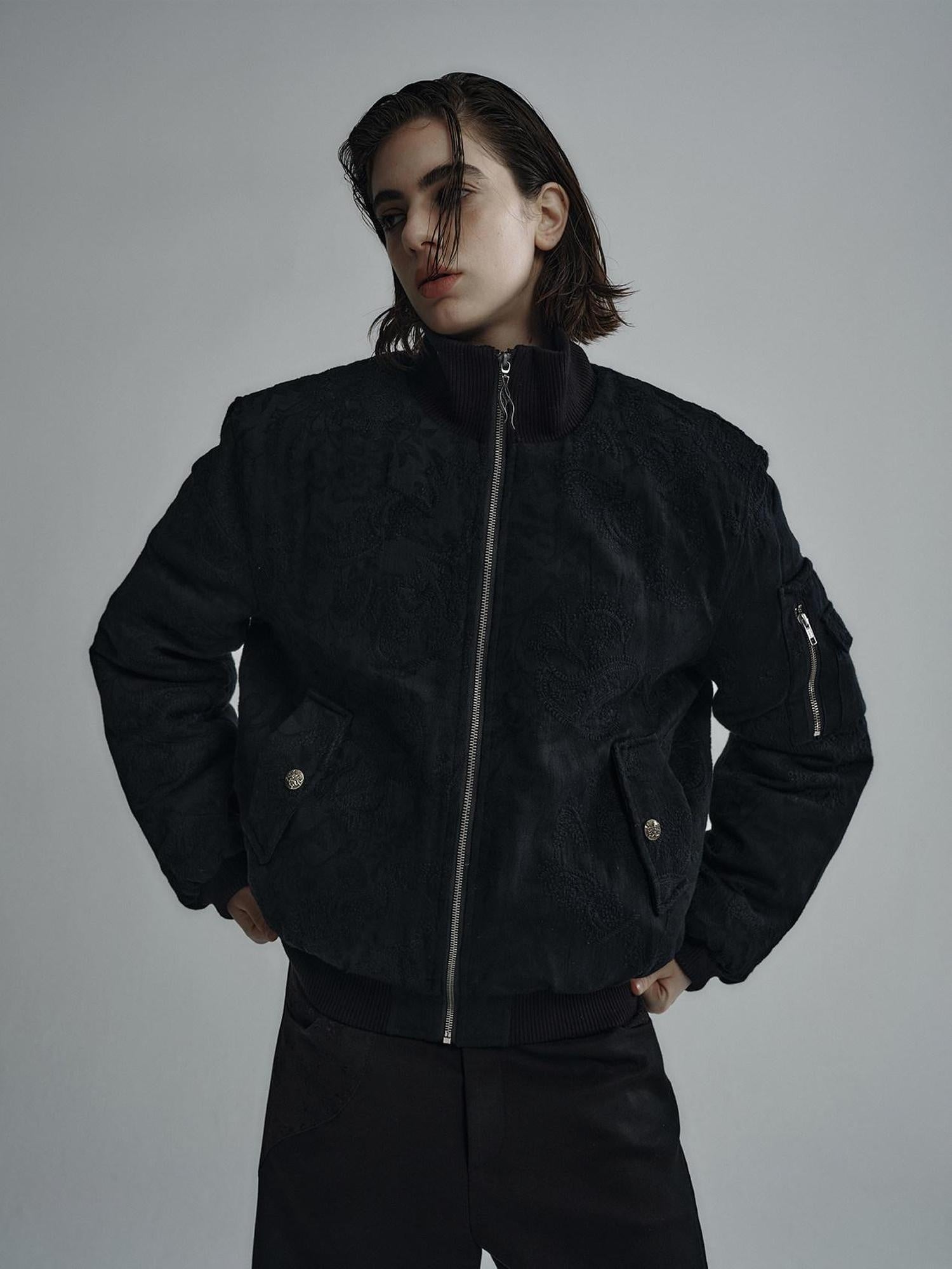 Hypeyourself Warm Insulated Stand Collar Standard Fit Long Sleeve Black White Puffer Jackets