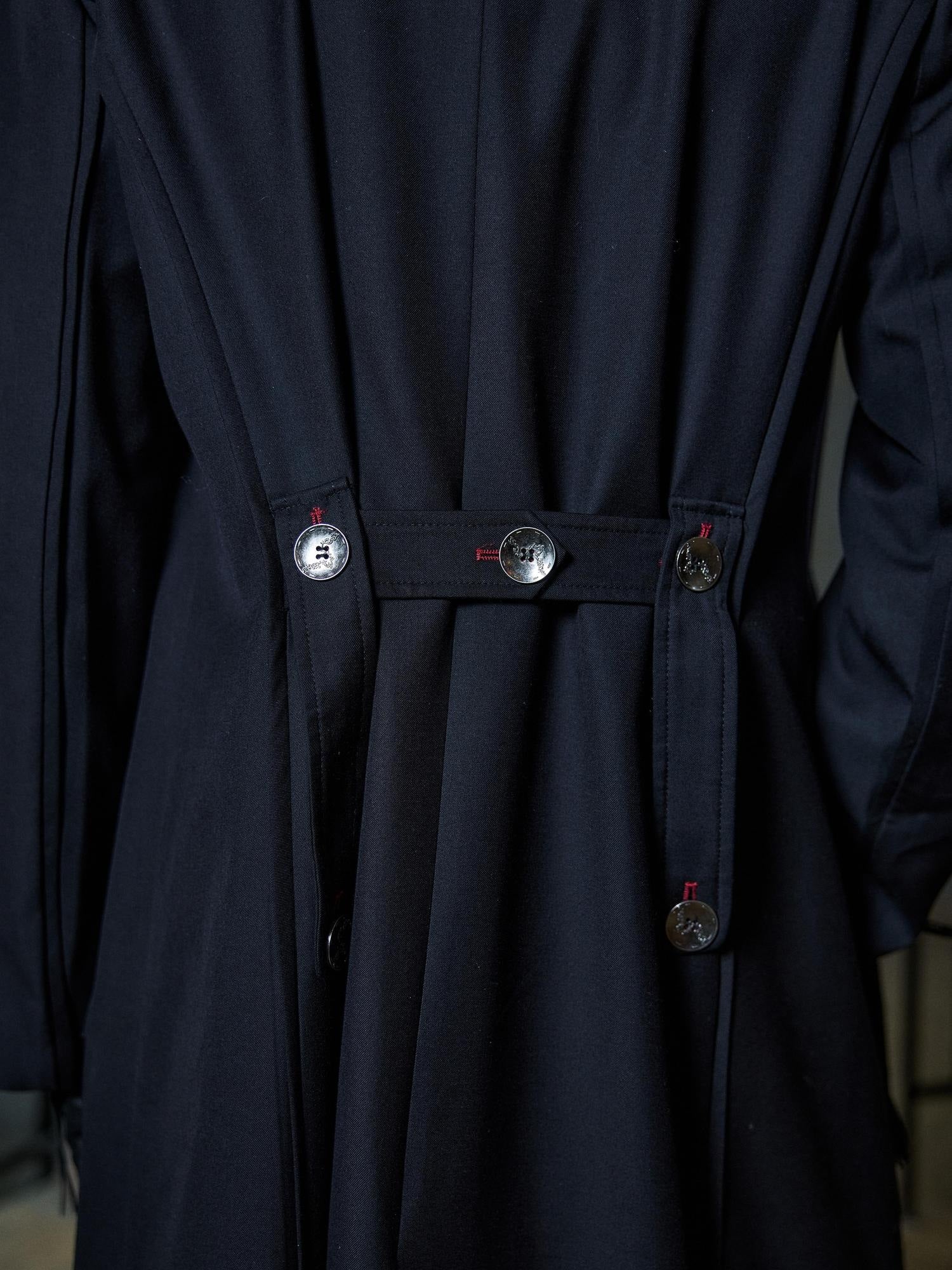 Hypeyourself Windproof Dense Embroidery Loose Fit Urban Long Lapel Unisex Black Trench Coats