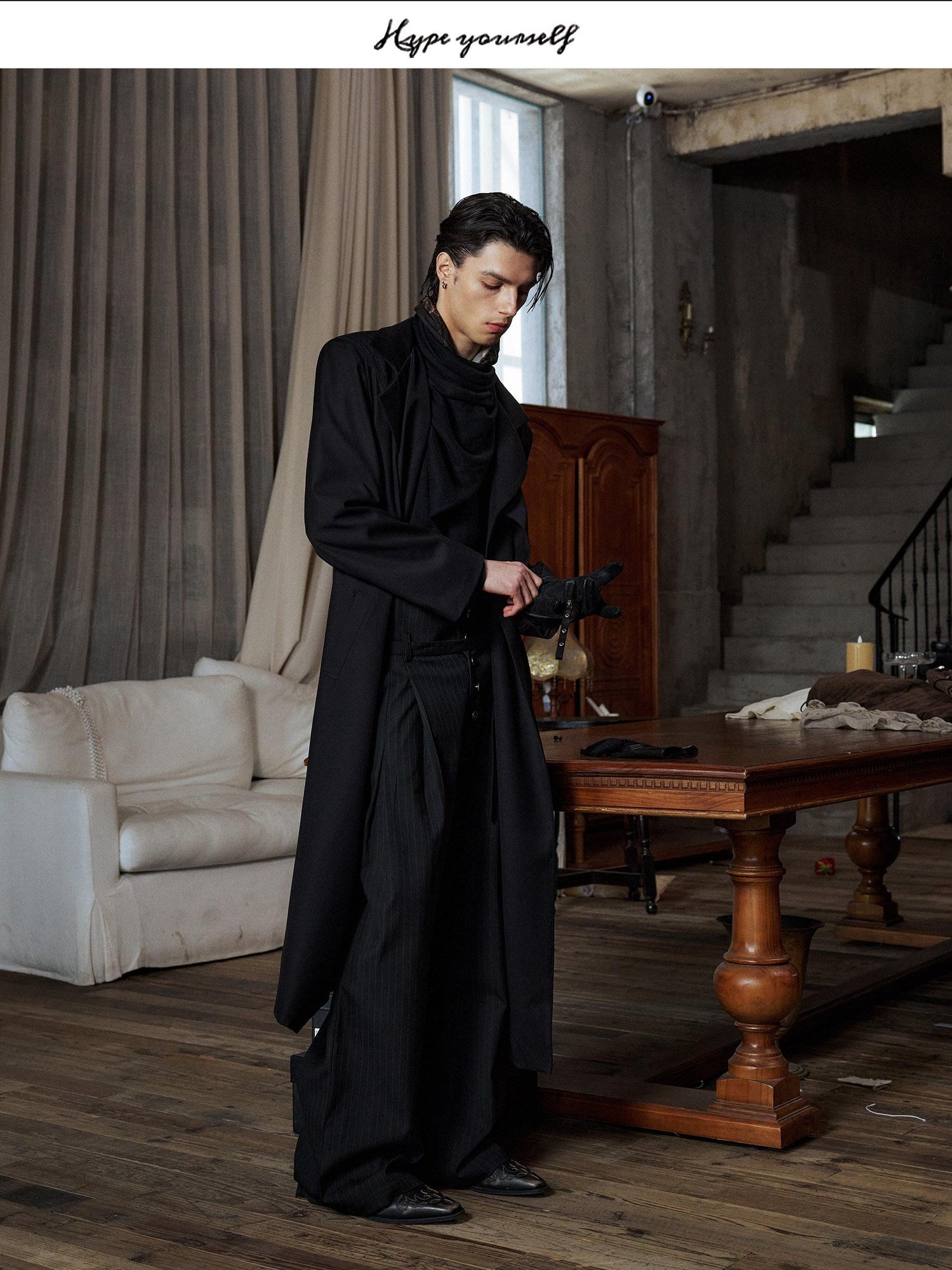 Hypeyourself Windproof Dense Embroidery Loose Fit Urban Long Lapel Unisex Black Trench Coats